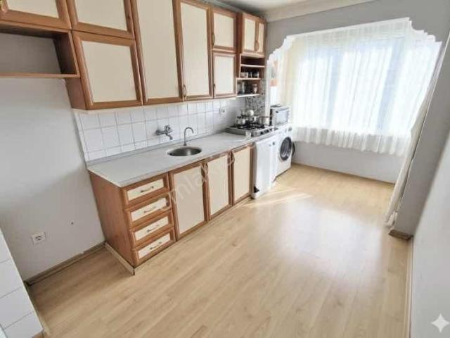 ꔪyalçın'dan ▀▄kadıköy'de Full Kredili Avm Yanı Ayrı Mutfaklı 2+1