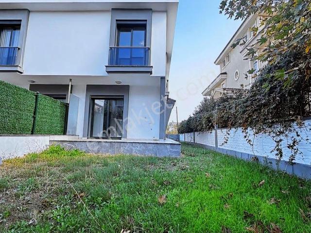 Yalınlı Mah. Ormana Yakın Satılık Lüks 3+1 Müstakil İkiz Villa