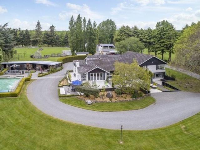 yaldhurst, 5 bedrooms