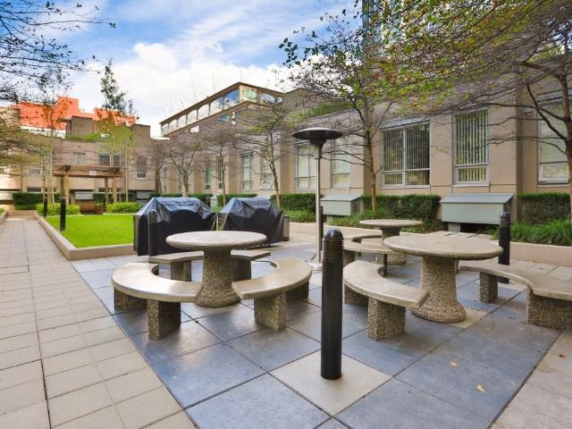 Yaletown 939 Studio Apartment for Rent at 939 Beatty St, Vancouver, BC V6Z 3C1 Downtown Vancouver