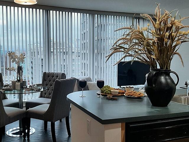 Yaletown 1 Bedroom Suite Furnished Vancouver