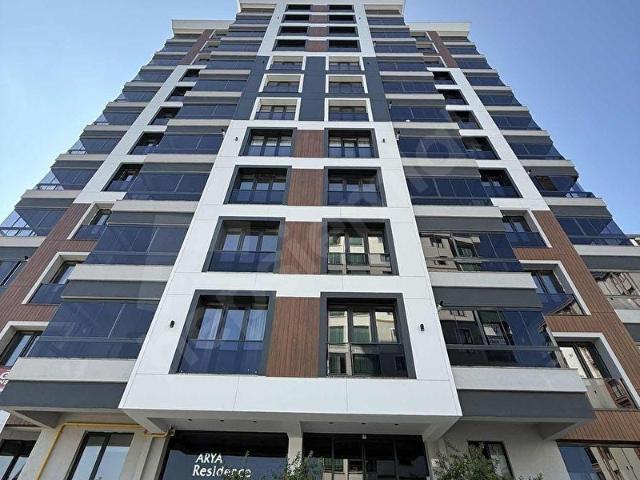 YALI GAYRİMENKULARYA REZIDANS'TA LÜKS VE GENİŞ SATILIK DAİRE