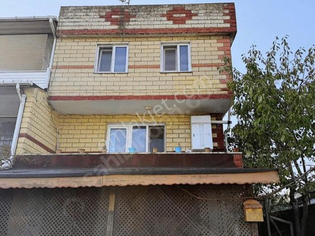 Yalova altınkum Sitesinde Denize 300 Mt. Teraslı 5+1 Villa