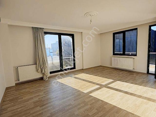 Yalova Bahçeli Evler Bölgesinde Satılık 3+1 Daire