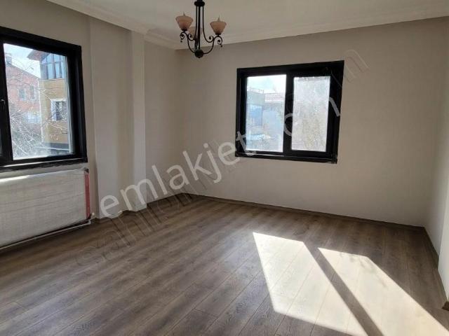 Yalova Kadıköy'de Satılık Triplex Villa