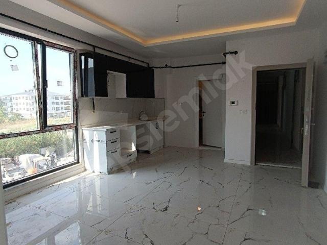 YALOVA ÇİFTLİKKÖY KELEBEK ÇAYIRINDA SATILIK 1+1 ARA KAT SIFIR DAİRE