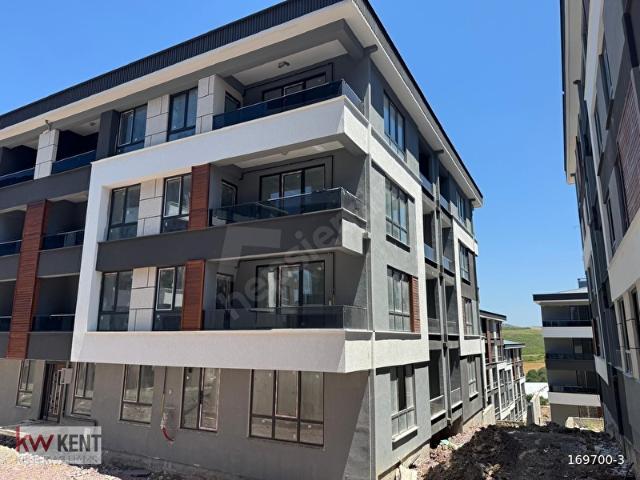 YALOVA ÇİFTLİKKÖY'DE SİTE İÇİNDE 130 M2 SATILIK FERAH 3+1 DAİRE