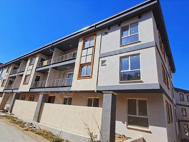YALOVA ÇINARCIK'TA NET 64M2 1+1 SIFIR DAİRE