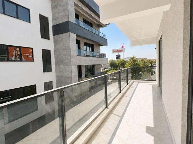 Yalova Çiftlikköy Sahil'de Satılık Sıfır 3+1 Daire özdilek Yanı
