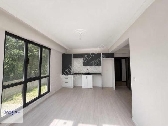 Yalova Çiftlikköy'de Sıfır 1+1 Daire: Yatırım Fırsatı!
