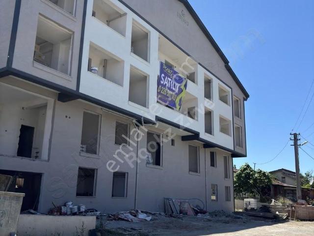 Yalova Merkez Deniz Manzaralı Satılık Ara Kat 2+1 Daire