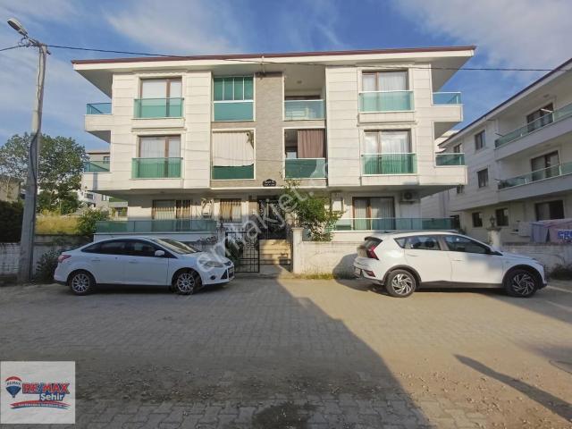 Yalova Merkez Dere Mahallesi'nde Satılık Geniş 3+1 Daire