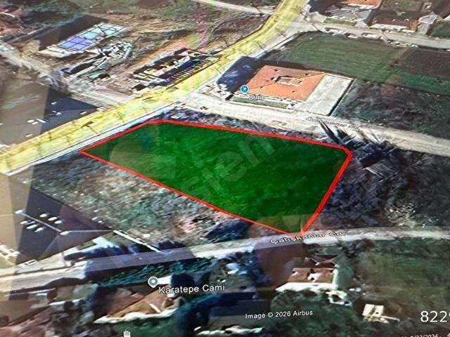 YALOVA MERKEZ SAFRAN MAHALLESİNDE 2 YOLA CEPHELİ 2460 m TİCARİ+KONUT İMARLI