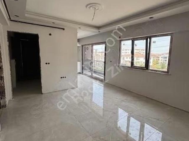 Yalova Merkezde Yüksek Kira Getirili 1+1 Satılık Daire