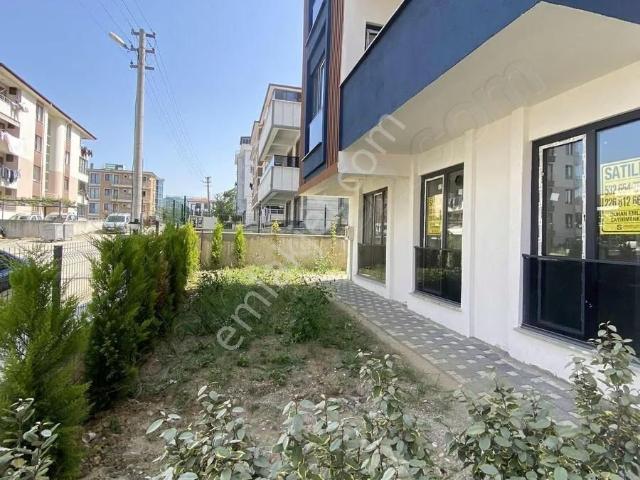 Yalova Tavşanlı Merkezde Satılık 2+1 Arakat Lüks Daire