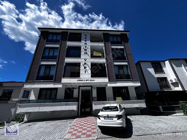 YALOVA TAŞKÖPRÜ'DE DENİZ MANZARALI ARA KAT 3+1 SATILIK DAİRE