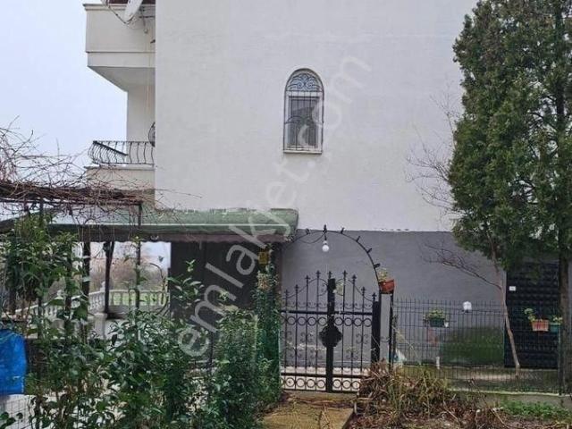 Yalova Termal Akköyde Deniz Manzaralı Daire Fiyatına Villa