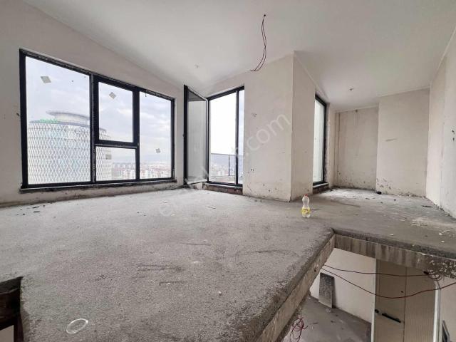 Yalova Yolu Cd Üstü Satılık 80 M2 Ofis