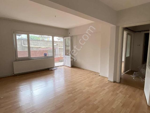 Yalova/merkez Sefa Bey Cad. 2+1 Kiralık Daire!