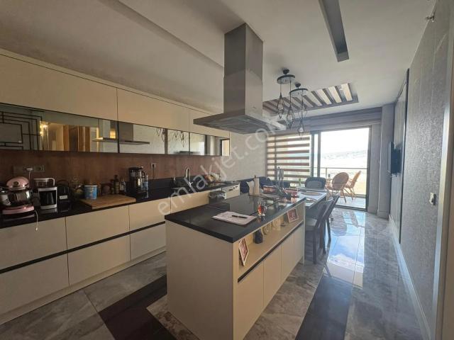 Yapay Göl Projeli 4+1 Satılık Daire |ada Mutfaklı Full Yapılı Ultra Lüks Yaşam