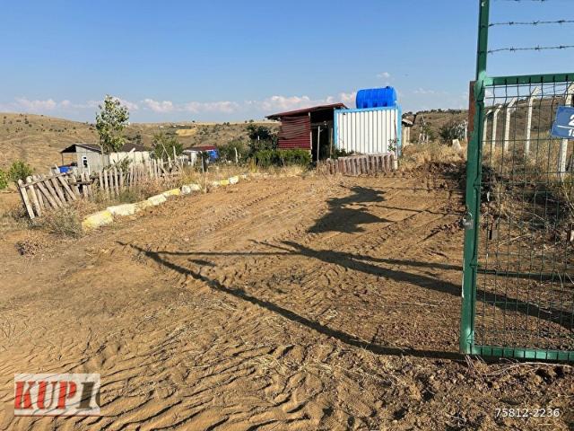 YAPI KULLANIMLI ETRAFI ÇEVRİLİ KONTEYNER ve SU TANKI. TAPULU.