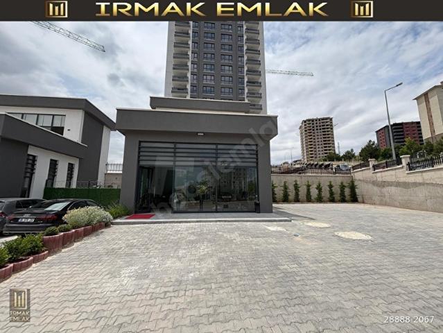 Yapracık Atayurt Mahallesi Kiralık Cadde Üstünde 125 m Dükkan