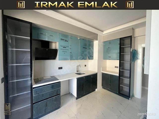 Yapracık Atayurt Mahallesi Kiralık Giyinme Odası & Bağımsız Mutfaklı 2+1 Daire