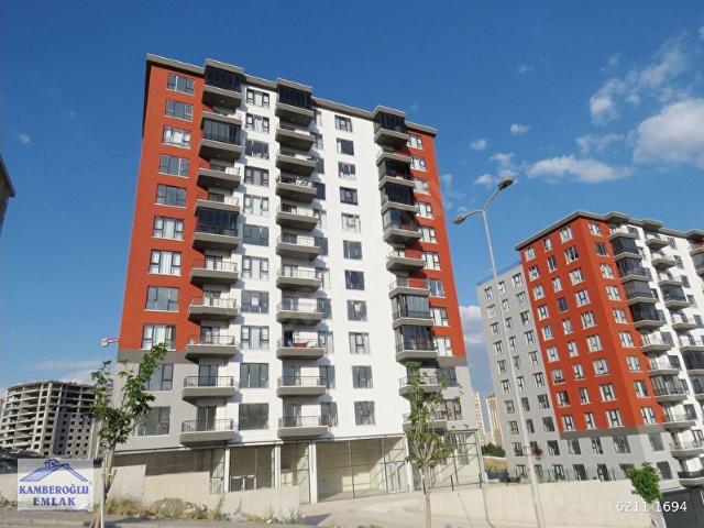 Yapracık'ta Manzaralı, Çift Banyolu, Ferah 2+1 Kiralık Daire