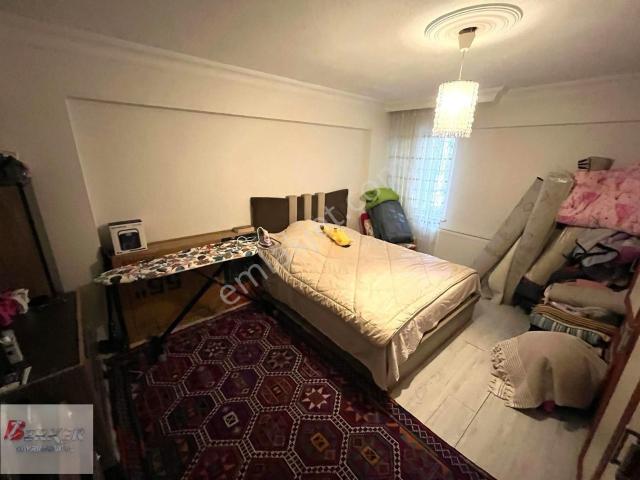 Yarhasanlar Mahallesi Ulupark Civarı 3+1