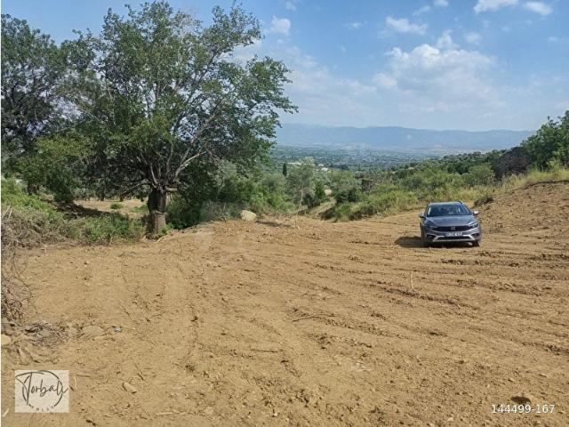 YARIMLIK BAYINDIR FURUNLU KÖYİÇİ KONUT YAPIMINA UYGUN 428m2 ARSAMIZ SATILIKTIR