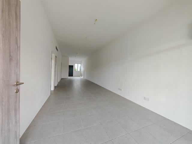Yarra Park Bandar Puteri Jaya Single Storey Terrace House For Sale