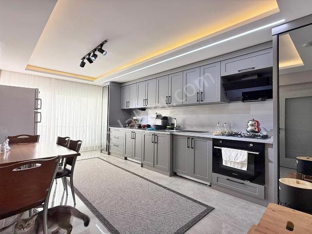 Yasa'dan Karakaya'da 1. Kat 2+1 E.banyolu Full Yapılı Daire !