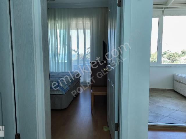 Yasemin Sitesinde Muazzam Konumda Eşyalı Villa