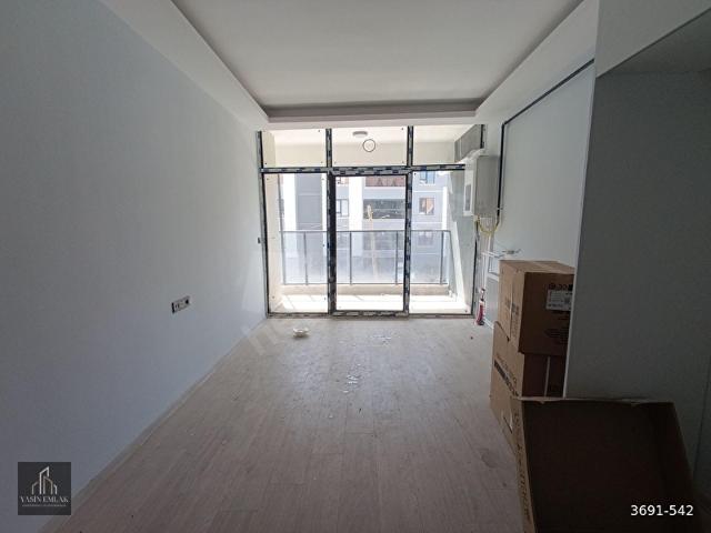 YASİN'DEN, ARA KAT, GENİŞ, SOKAK CEPHELİ, KULLANIŞLI DAİRE