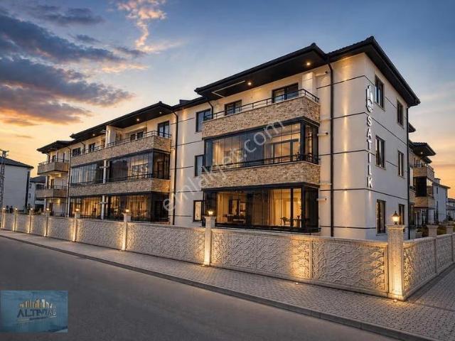 Yatırım Fırsatı Yüksek Kira Getirili 2+1 Ön Cephe Daire