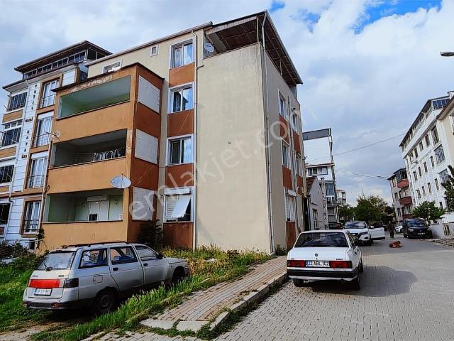 Yatırımcıya Fırsat Toplamda 4 Daire