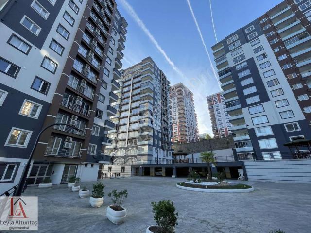 Yatırım İçin Uygun Eşyalı / Eşyasız Satılık 5+1 Daire