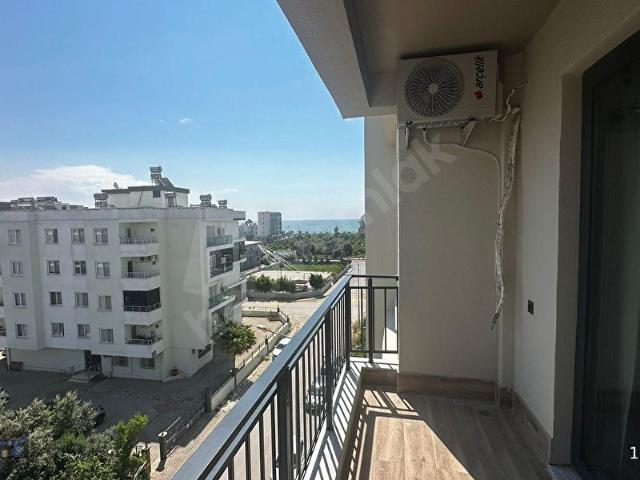 YATIRIMINIZI MANZARAYA ÇEVİRİNTHORDAN SATILIK DENİZ CEPHELİ 1+1