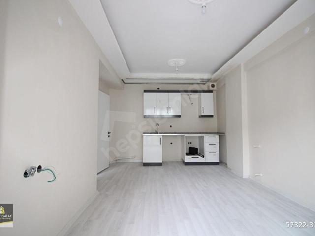 YATIRIMLIK YAŞAMAK İÇİN İDEAL BİNBAŞI REŞATBEY,DE 0 2+1 SD708
