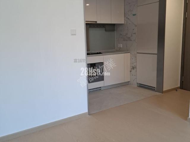 Yau Tong The Coast Line [Agency Ads] Mid Floor 1 11|33/F,第2A座,Phase Ii Of, Middle Floor Brand New, Mid Floor Two Bedroom Apartment. Hints