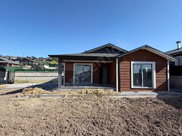 YAYLA BAĞDA 420 METRE HOBİ BAHÇESİ