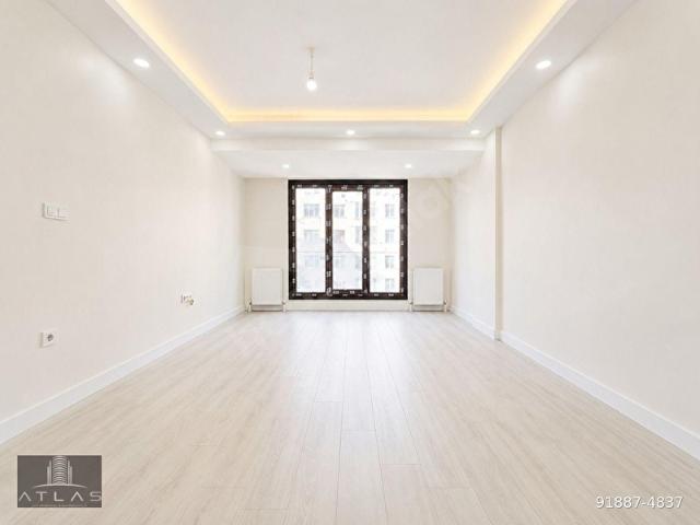 Yayla Ferit Selim Yakını 3+1 Sıfır 110m Ebeveyn Banyolu