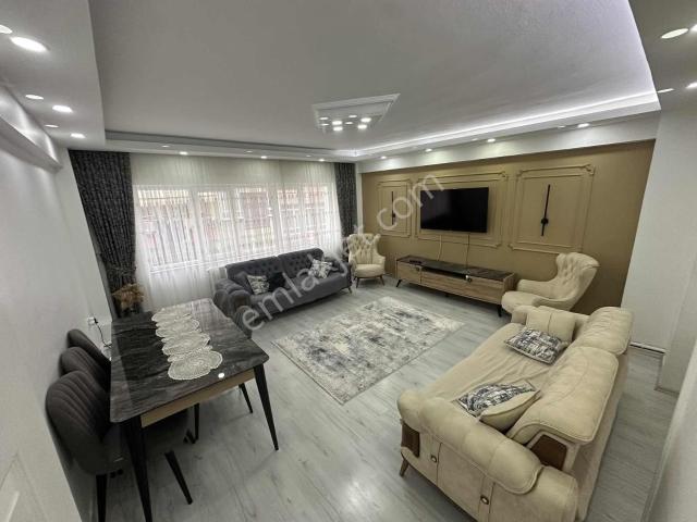 Yayla Gayrimenkulden Kadıköyde Satılık 3+1 İçi Yapılı Daire