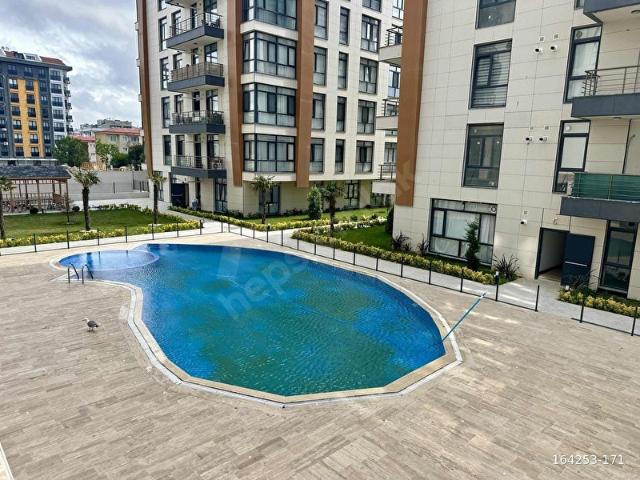 YAYLA MAH GÜVENLİKLİ SİTEDE 2+1