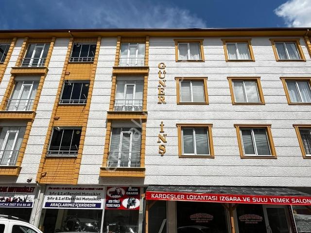 Yayla Mahallesinde Cadde Cepheli Ve Bahçeli 2+1 Kiralık Daire