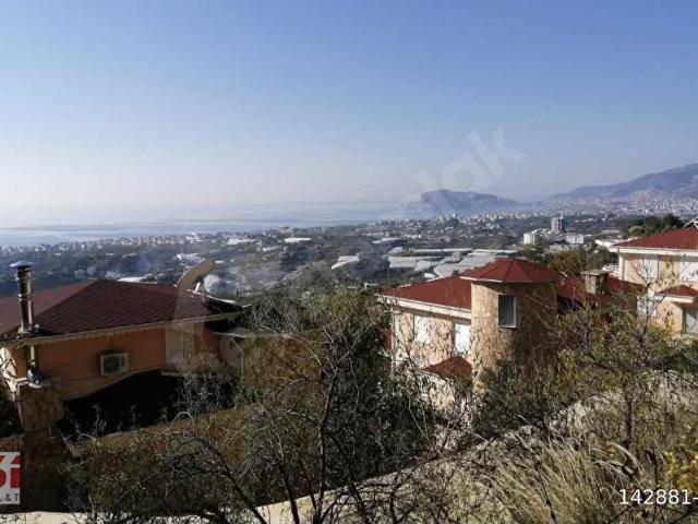 YAYLALIDA İMAR SINIRINDA 1.030 M2 DENİZ MANZARALI 2 AYRI PARSEL