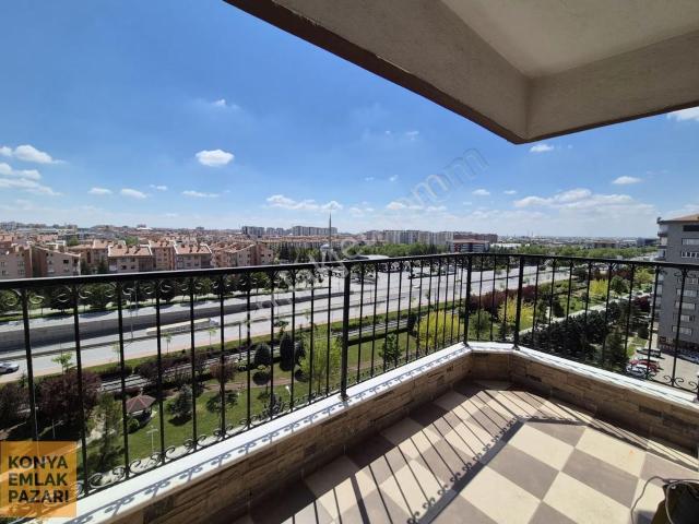 Yazır'da Mükemmel Manzaralı 3+1 Satılık Daire