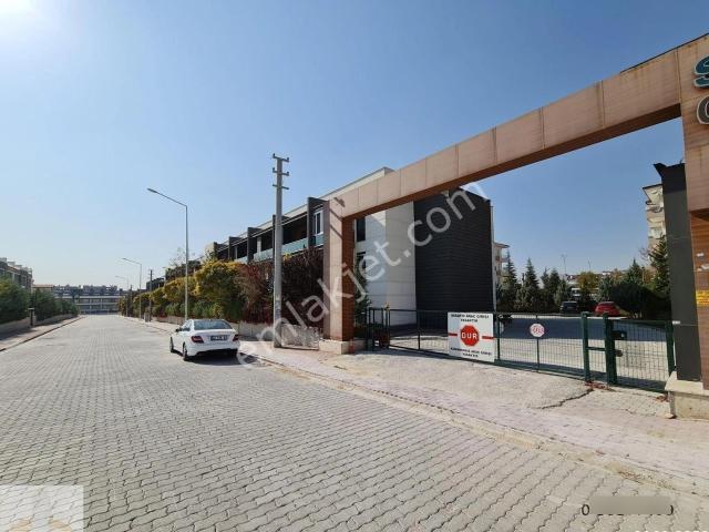 Yazır'da 1+1 Eşyalık Kiralık Stüdyo Daire