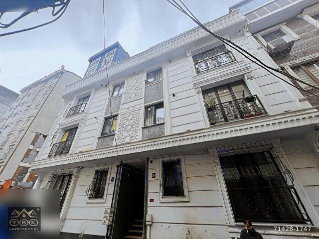 YBK'DAN CADDE'YE YAKIN ARA KAT KREDİYE UYGUN SATILIK 2+1 DAİRE