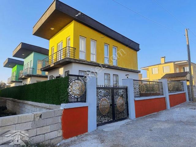 Ydn Emlak'tan Çitiören'de Eşyalı Lüks Satılık Villa